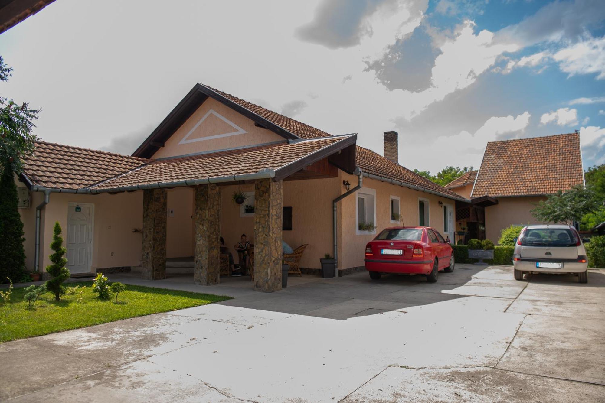 Guesthouse Kristina Palić Eksteriør bilde