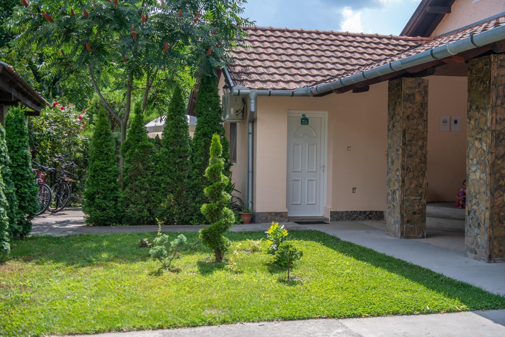 Guesthouse Kristina Palić Eksteriør bilde