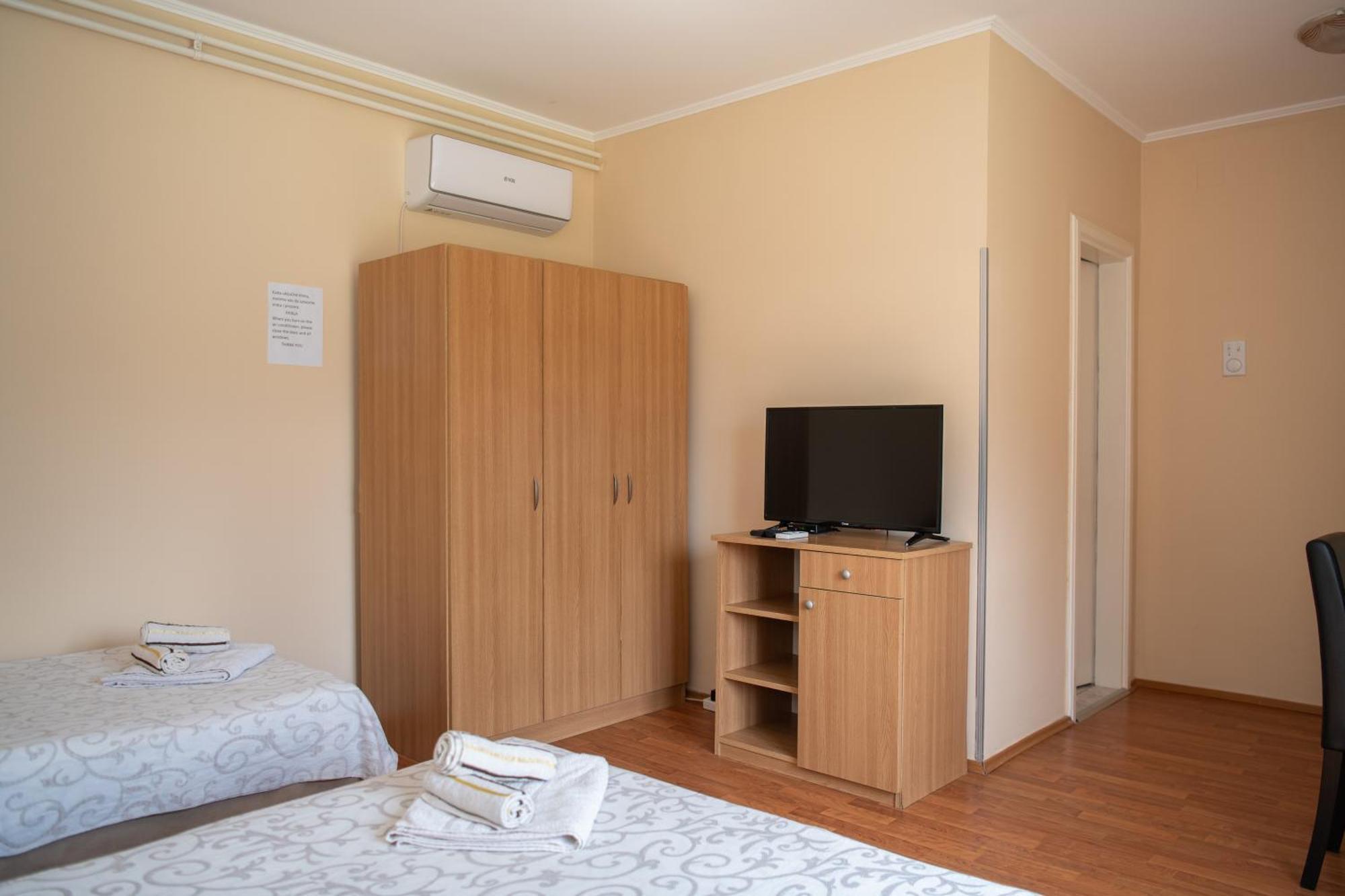 Guesthouse Kristina Palić Eksteriør bilde